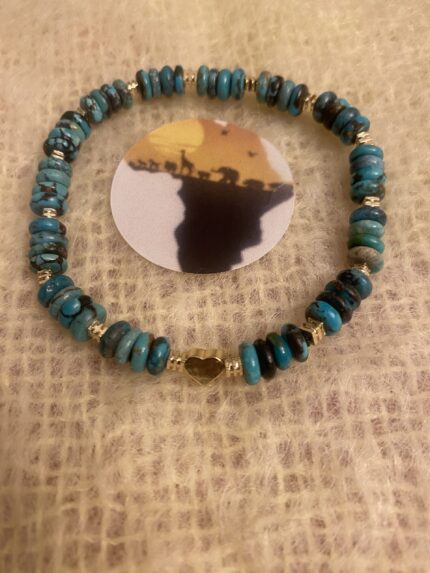 Add a touch of natural beauty to your wrist!