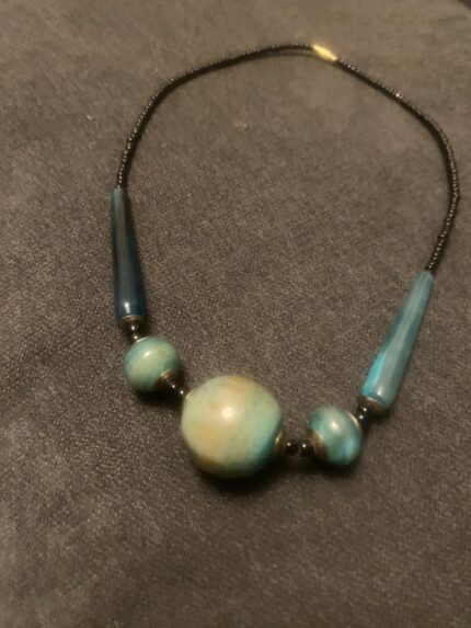 Ocean Depths & Earthy Greens: A Bohemian Necklace